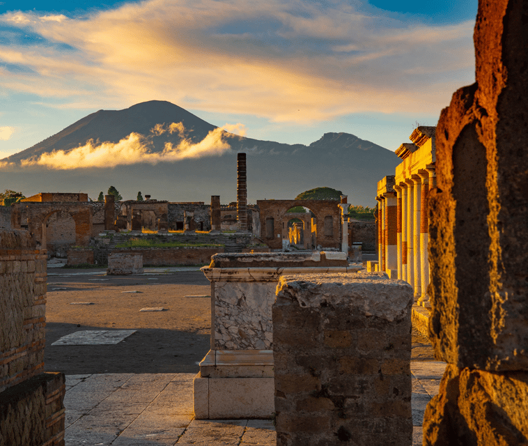 Vesuvius and Pompeii Tour from Naples All Included - Exploring Pompeii: Guided Tour and Skip-the-Line Entry