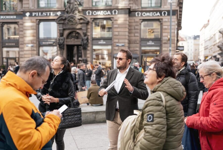 Vienna: Romanian Heritage and Christmas Markets Guided Tour - Who Will Love This Tour?