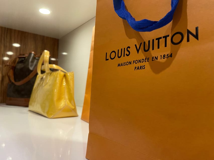 Vienna: Sunday Shopping Experience in the Iconic Ringstrasse - Why This Experience Stands Out