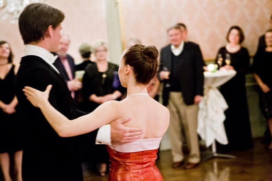 Vienna: Viennese Waltz Workshop for Couples - What to Expect During the Workshop
