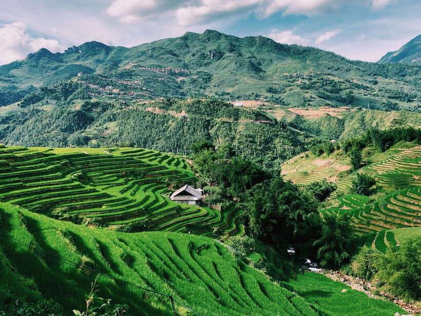 Visit All Place in Sa Pa With Easy Riders - Exploring Bản Ý Linh Hồ