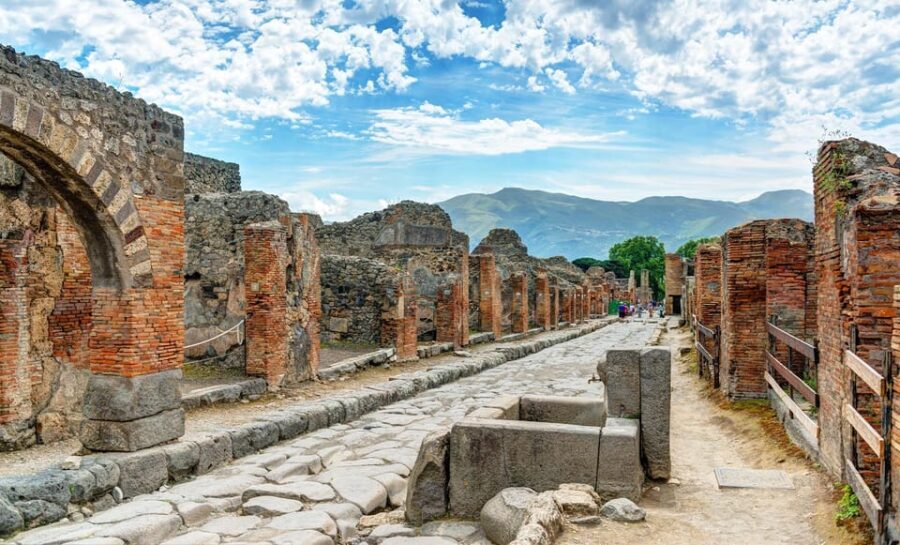 Volcano & Ruins: visit Mt. Vesuvius, Herculaneum and Pompeii - What the Tour Doesn’t Cover