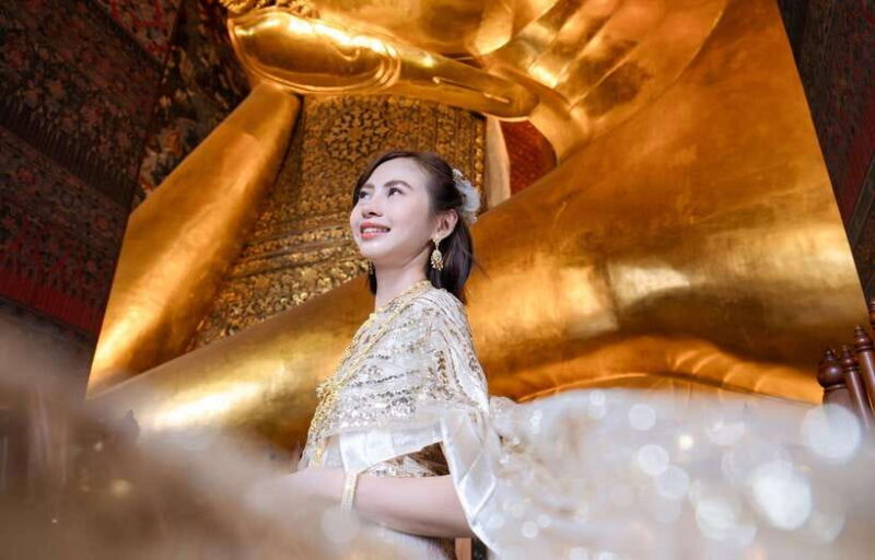 Wat Arun Photoshoot in Thai Costume: Bangkok, Thailand - Key Features