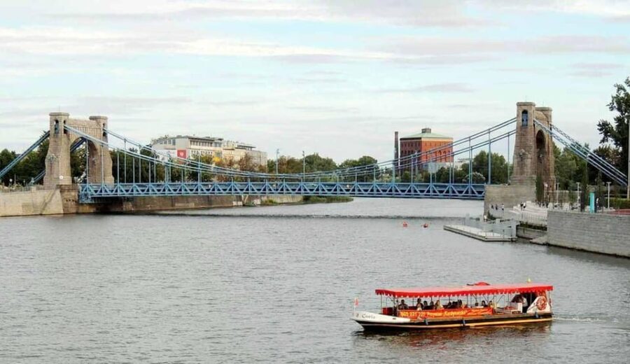 Wrocaw: Gondola cruise with a guide (1 hour) - Who Will Love This Experience?