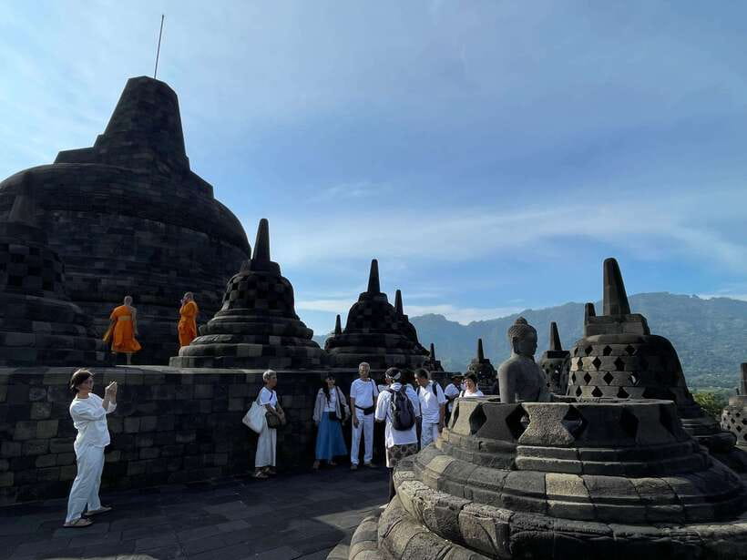 Yogyakarta: Borobudur Sunrise From Setumbu Hill Shared Tour - The Practical Details and What You’ll Get