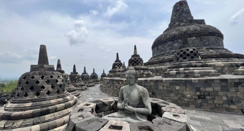 YOGYAKARTA; BOROBUDUR TEMPLE & CYCLING IN BOROBUDUR VILLAGE - A Detailed Look at the Borobudur Tour Experience