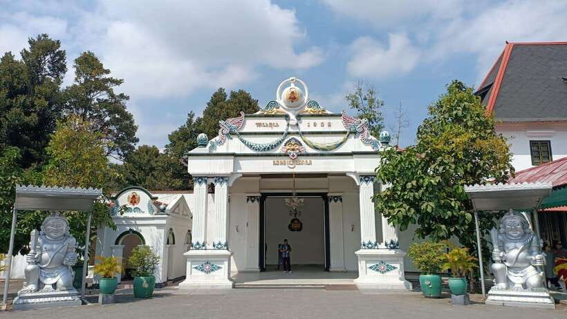 YOGYAKARTA : EXPLORE ANCIENT CULTURAL RELICS - What Past Travelers Say
