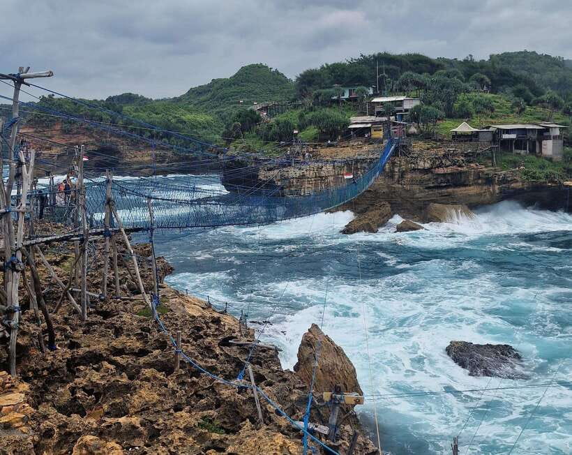 Yogyakarta: Jomblang Cave and Timang Beach - Practical Details and What to Expect
