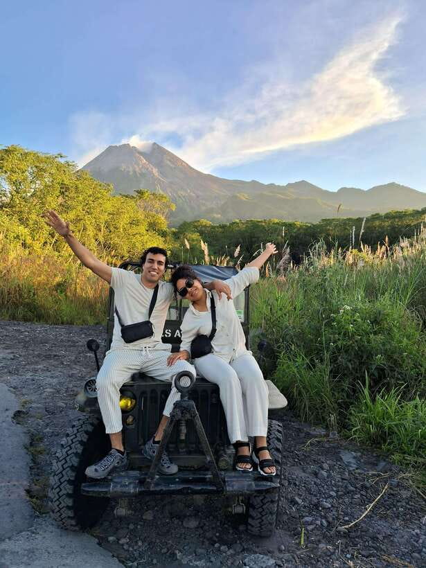 Yogyakarta: Merapi Jeep Tour & Selo Griyo Temple Visit - What’s Included and What to Keep in Mind