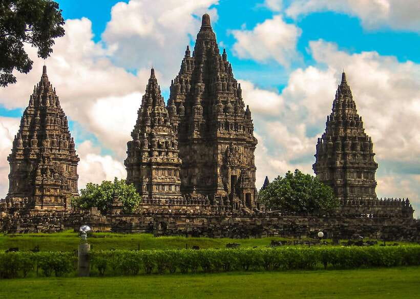 Yogyakarta: Prambanan, borobudur climb up temple & Ramayana - Analyzing the Cost and What You Get