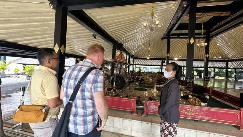 Yogyakarta: Private Royal Palace and Heritage Tour - What Does the Tour Offer in Terms of Value?
