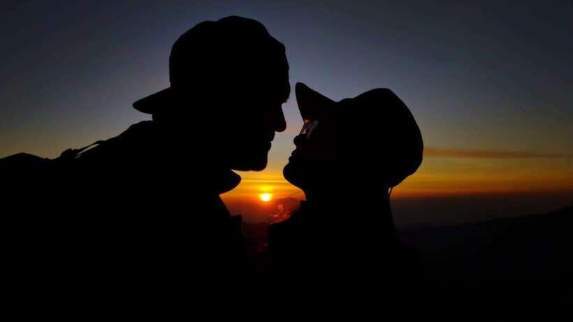 Yogyakarta : VW Borobudur Setumbu Sunrise Guide Tour - The Experience: Authentic, Entertaining, and Scenic
