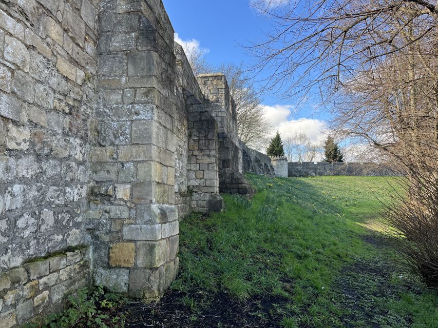 York: J&Ms City Sightseeing and History Tour - Detailed Breakdown of the Itinerary