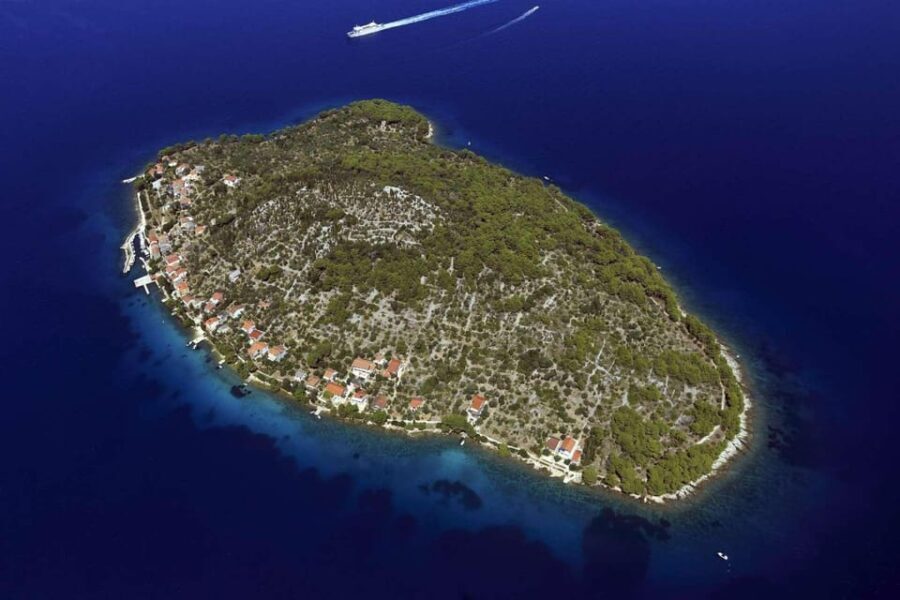 Zadar: Speedboat Tour with Snorkeling & Fruit All Inclusive - What Makes This Tour Special?
