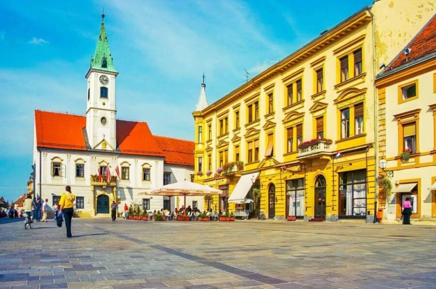 Zagreb: Private day trip to Varadin & Trakoan Castle - The Charm of Trakoan Castle