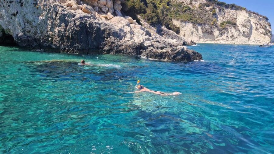 Zakynthos: Shipwreck Beach, Blue Caves, and Xigia Cave Tour - Shipwreck Beach: An Iconic Rusting Gem