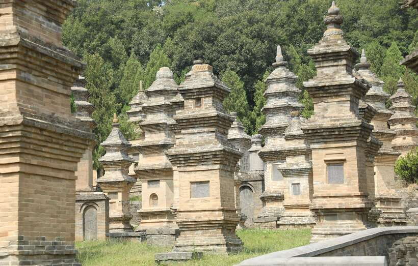 Zhengzhou: Shaolin Temple and Mt. Song Private Day Tour - Why This Tour Offers Good Value