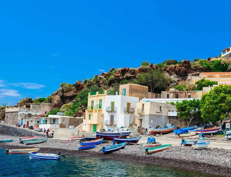 8 August: Mini-cruises to Alicudi, Filicudi and Salina - Practical Tips and Considerations