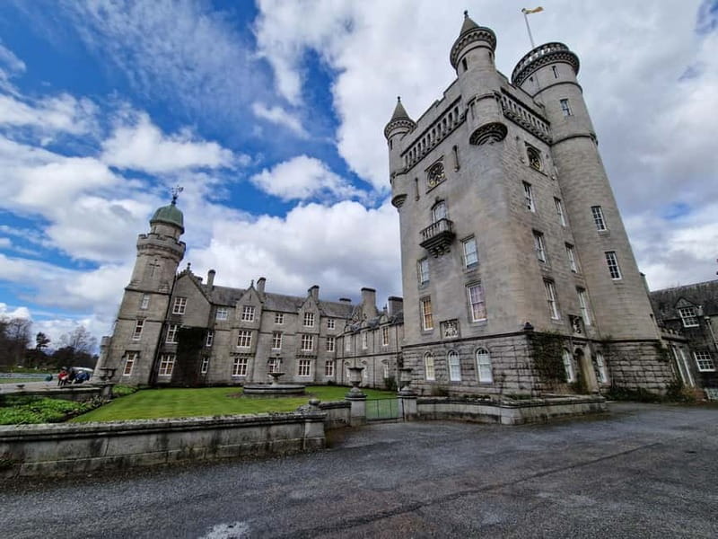Aberdeen: Highland Heritage, Balmoral and Tartan Day Tour - The Itinerary in Detail