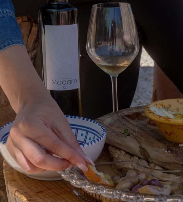 Agrigento: Countryside Farm Aperitif - Tasting Local Products