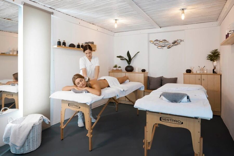 Akrotiri: Singles' Aromatherapy Massages - Who Will Love This Experience?