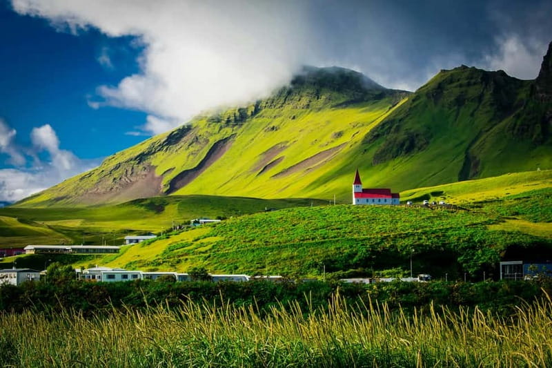 Akureyri: Private Whale Watching and Arctic Coastline Tour - An In-Depth Look at the Arctic Coastline Tour
