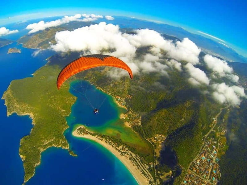 Alanya: Tandem Paragliding SkyDiving With Pick-up & Drop-off - What Makes the Flight Special?