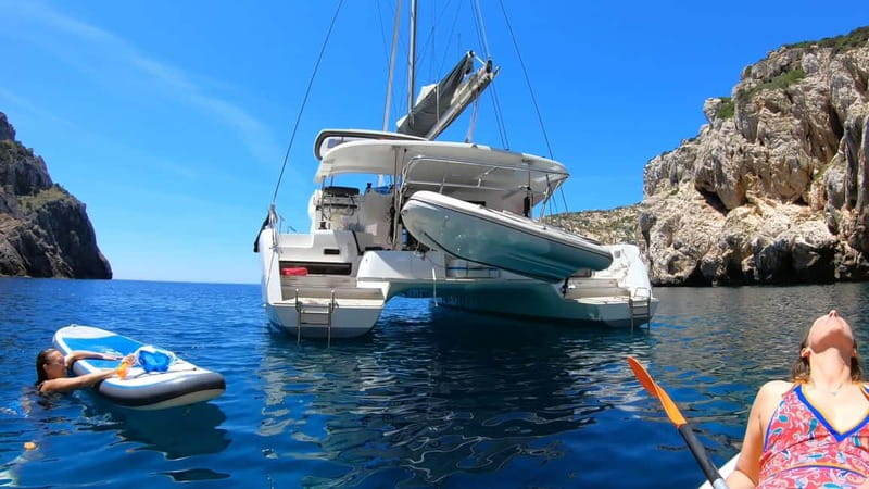 Alghero: Catamaran Cruise with Lunch and Snorkeling - Practical Details and Tips