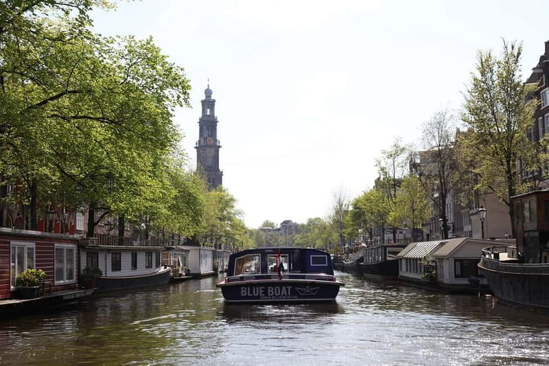 Amsterdam: 75 Minute City Canal Cruise with Audio Guide - Detailed Itinerary Breakdown