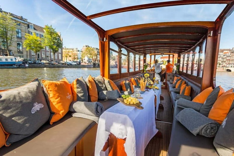 Amsterdam: Classic Boat Cruise with Optional Cheese & Wine - In-Depth: The Itinerary Breakdown
