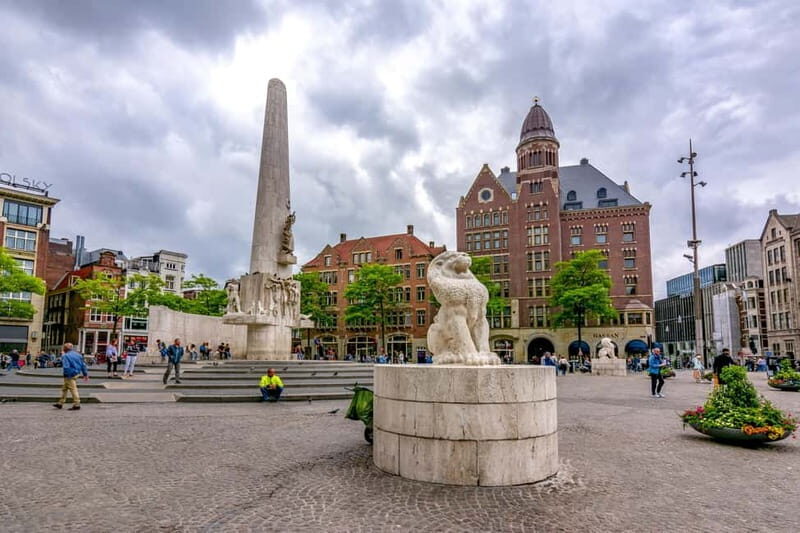 Amsterdam : Dutch East & West India Company Walking Tour - Exploring Zeedijk Street