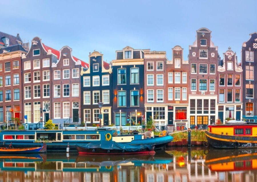 Amsterdam: Historic City Centre Canal Cruise - The Itinerary: What to Expect on the Water