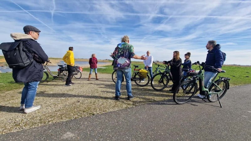Amsterdam: Leisurely Windmill & Countryside Bike Ride - The Itinerary: From City to Countryside