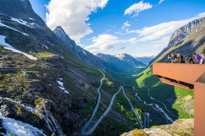 Åndalsnes: Trollstigen Viewpoint Bus Tour with a Local Guide - Practical Details and Tips