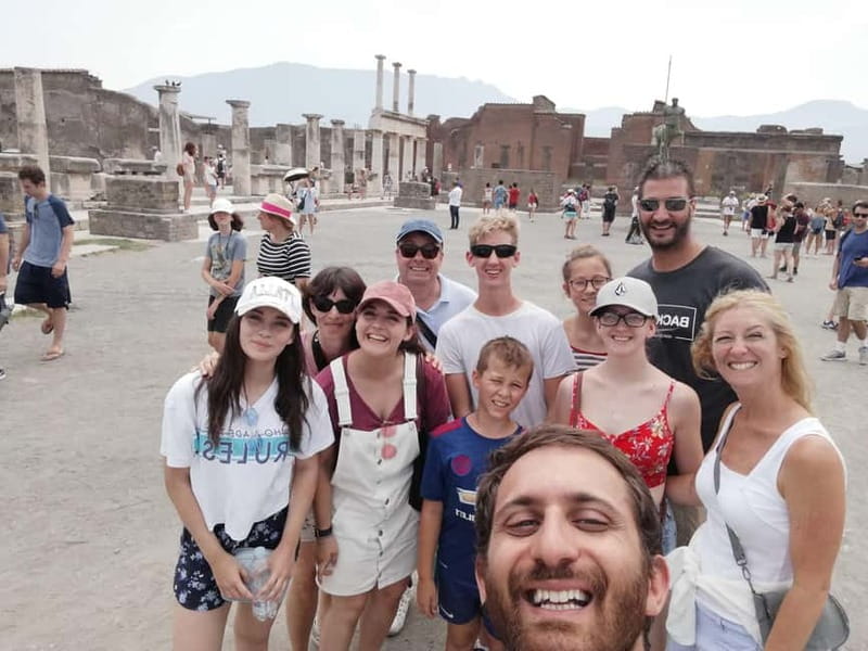 Andrea Bocelli concert, Pompeii Guided Tour & Aperitivo - The Highlight: Andrea Bocelli in the Ancient Amphitheater