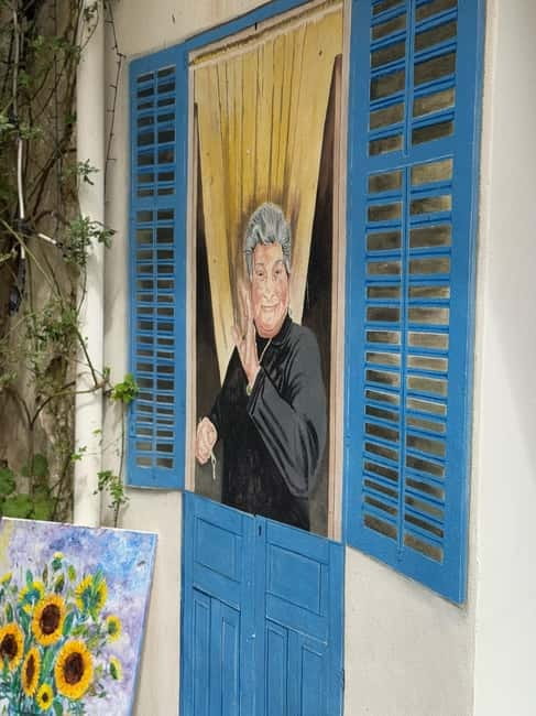 Artistic walk in Borgo Parrini with traditional tasting - Who will love this tour?