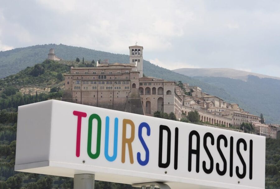 Assisi: Grand Tour Tuk Tuk - Italian driver - What to Expect on the Tour
