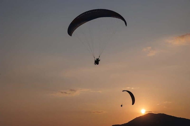 Assisi: Paragliding Adventure for Two - Who Might Want to Consider Other Options