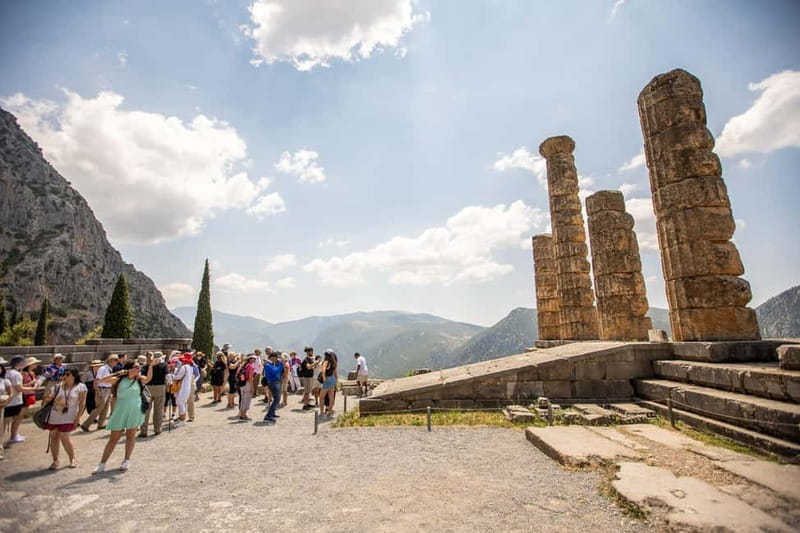 Athens: Delphi Day Tour with Museum & Arachova Village Visit - Exploring the Delphi Archaeological Site