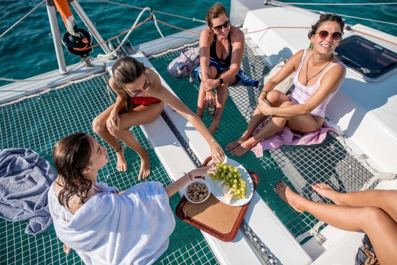 Athens: Half-Day Morning Catamaran Cruise with Meal & Drinks - What Reviewers Say