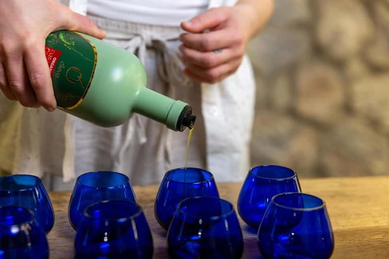 Athens: Unique Extra Virgin Olive Oil Tasting with Pairings - Who Is This Tour Best For?
