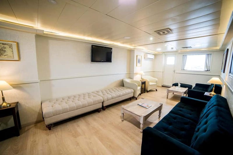 Athens: VIP Swimming Cruise to three islands - What Makes It Special