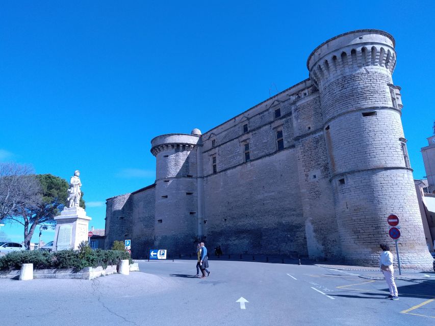 au départ Avignon: half-day lavender tour - The Itinerary: What to Expect