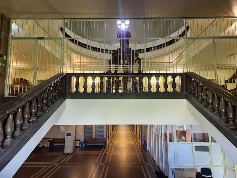 Audio Guide for Museum Paleontology and Historical Geology - The Value and Practicalities