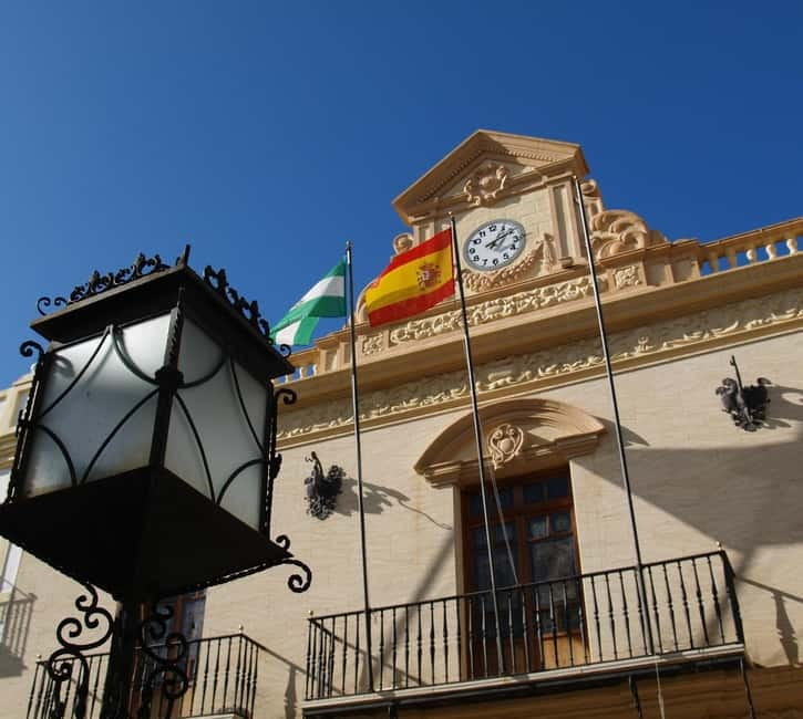 Ayamonte: Tapas, Traditions & Local Insights Walking Tour - Exploring Ayamonte: What the Tour Offers