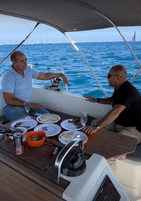Barcelona: 4-hour sailing cruise in the morning or afternoon. - A Deep Dive into the Barcelona Sailing Cruise Experience