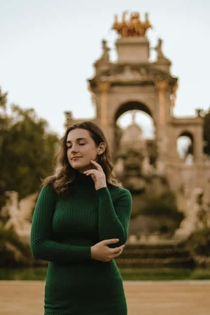 Barcelona: Best Photoshoot with 25 High-Resolution Photos - The Highlights of the Itinerary