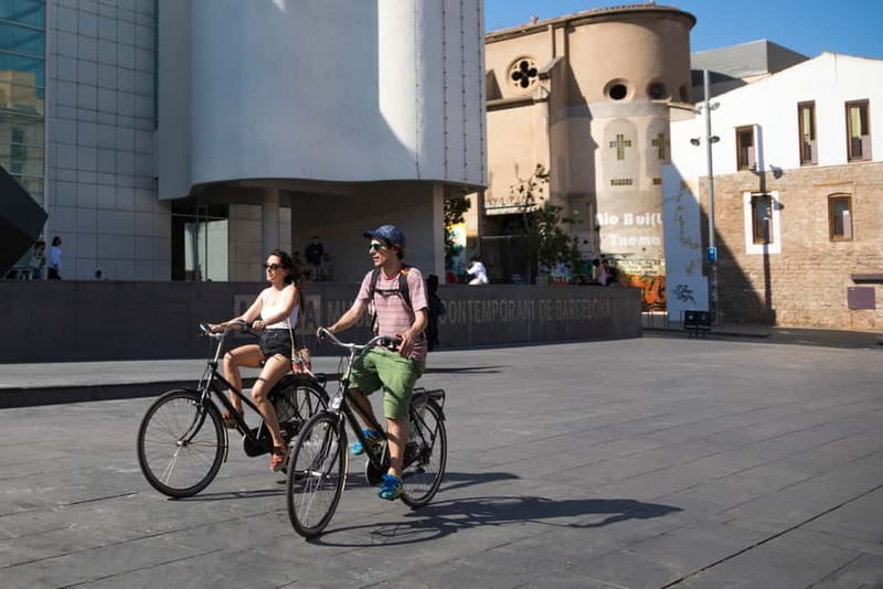 Barcelona: Bike Rental for 2 - 24 Hours - Why This Experience Works for Different Travelers