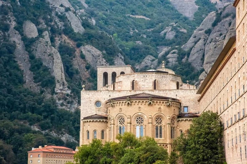 Barcelona: Cherry Blossoms and Montserrat Tour - What’s Included & What to Consider