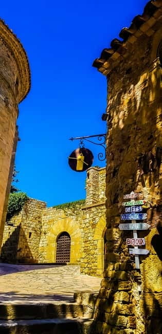 Barcelona: Discover Girona, Besalú & Pals on a Guided Tour - Besalú: Stepping Back into the Middle Ages